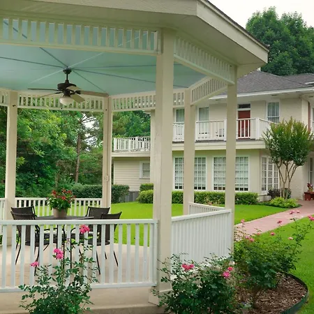 Delta Street Inn